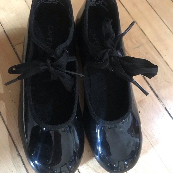 Brand new Capezio Tap dance shoes size 4M - Picture 2 of 3